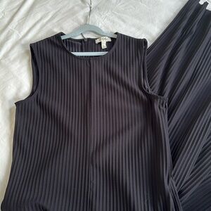 COS ~ Navy Pleated Wide-Leg Jumpsuit | US Med | VG condition - no flaws